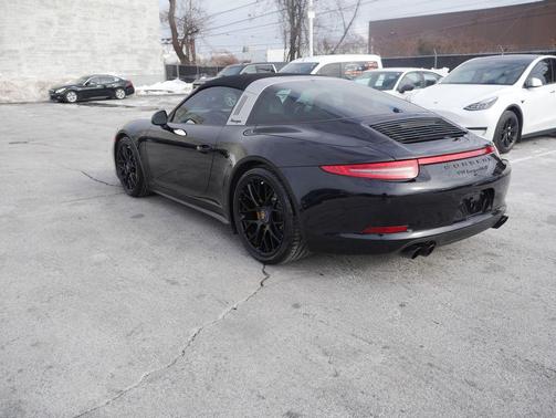 2016 Porsche 911 Targa 4 GTS