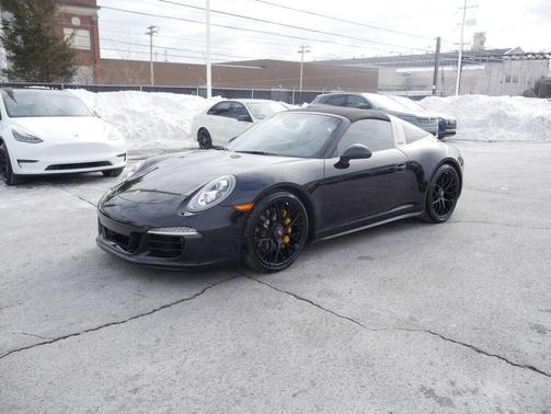 2016 Porsche 911 Targa 4 GTS