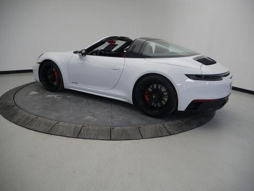 2023 Porsche 911 Targa 4 GTS