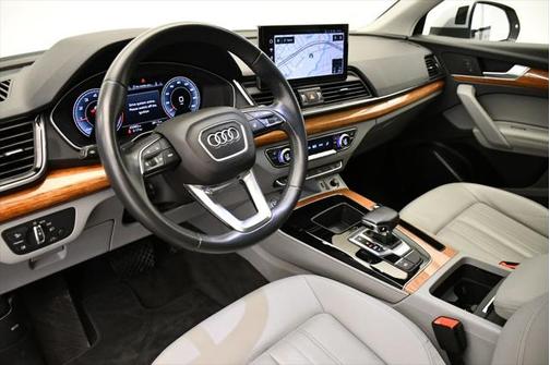 2021 Audi Q5 45 Premium Plus
