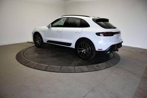 Carrara White Metallic 2023 Porsche Macan Macan