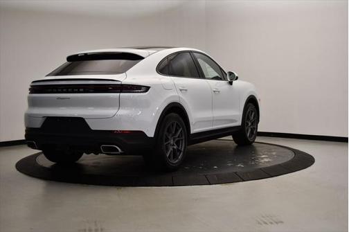 2024 Porsche Cayenne Base (Tiptronic)