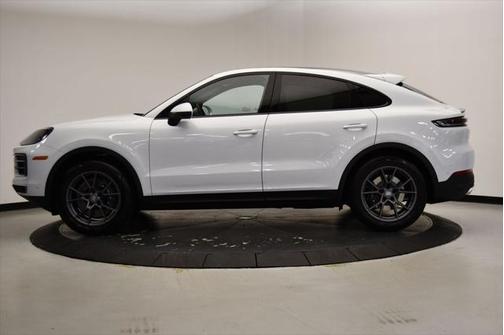 2024 Porsche Cayenne Base (Tiptronic)