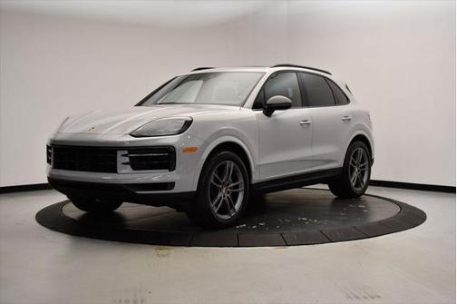 2024 Porsche Cayenne Base (Tiptronic)