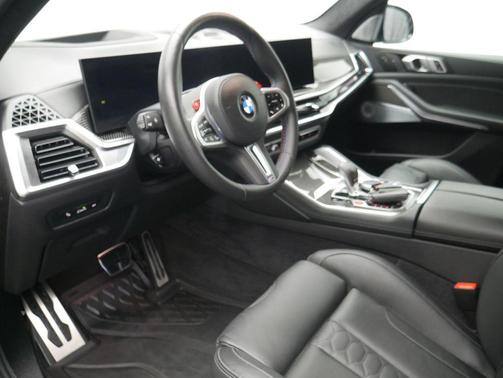 URBAN GREEN 2026 BMW X5 M Base