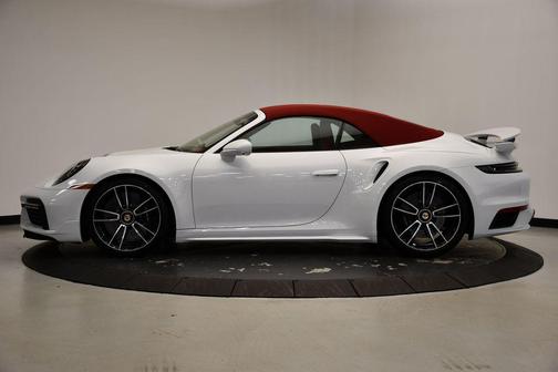 2025 Porsche 911 Turbo
