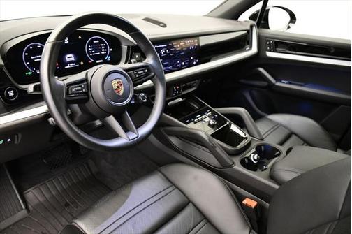 2024 Porsche Cayenne