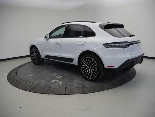 2023 Porsche Macan S