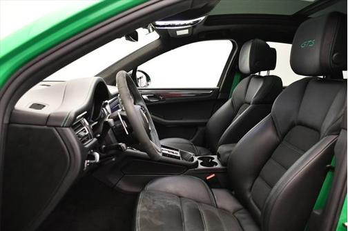 2023 Porsche Macan GTS