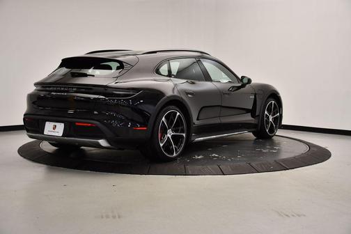 2025 Porsche Taycan 4S