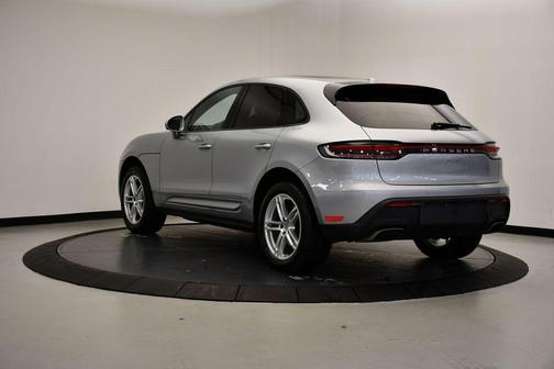 2023 Porsche Macan T