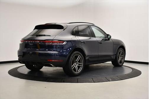 2021 Porsche Macan Base