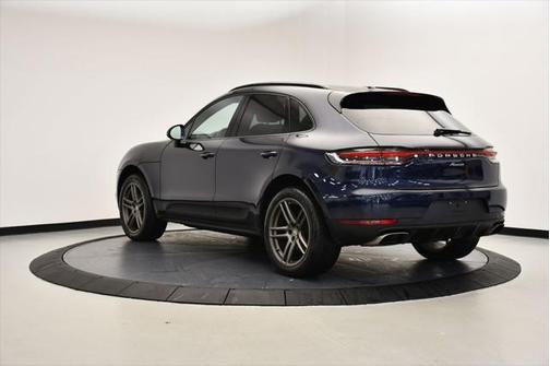 2021 Porsche Macan Base