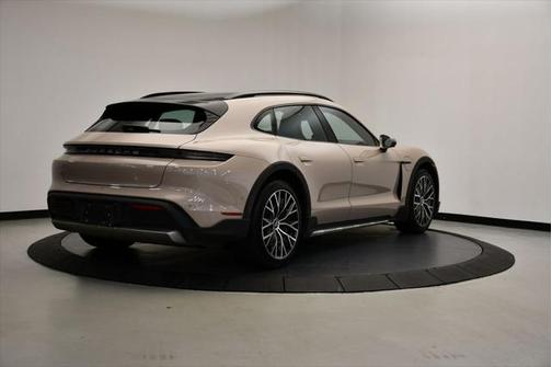2023 Porsche Taycan Cross Turismo 4S