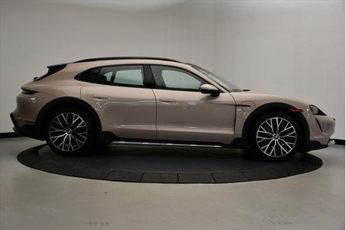 2023 Porsche Taycan Cross Turismo 4S
