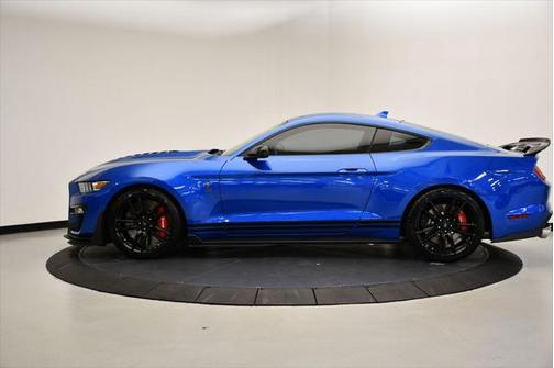 2021 Ford Shelby GT500 Base