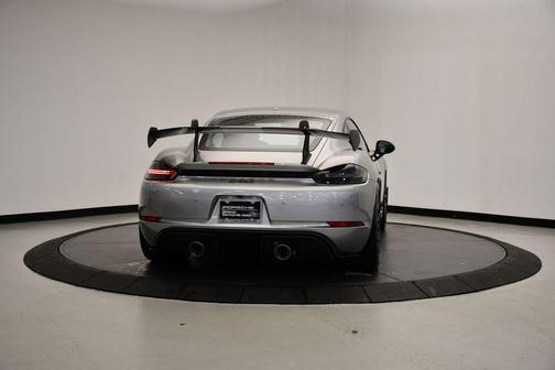 2024 Porsche 718 Cayman GT4 RS