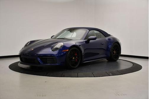 2022 Porsche 911 Carrera 4 GTS