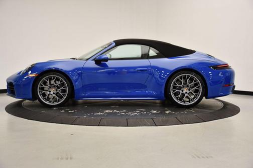 2025 Porsche 911 Carrera