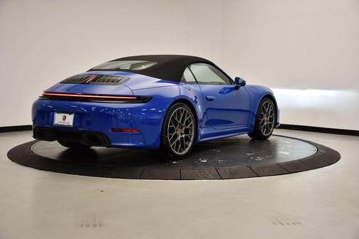 2025 Porsche 911 Carrera