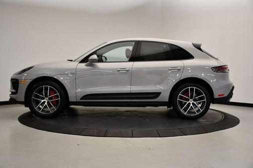 2024 Porsche Macan S