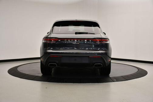 2025 Porsche Macan T