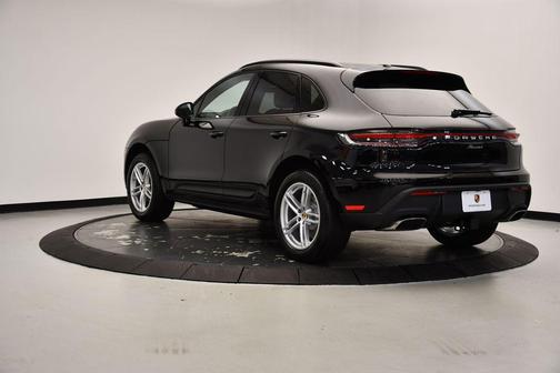 2025 Porsche Macan