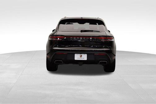 2025 Porsche Macan T