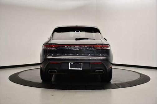 2024 Porsche Macan Base