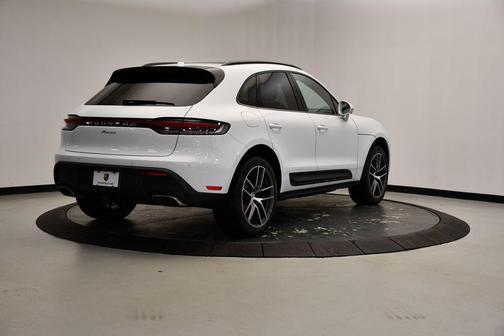 2025 Porsche Macan