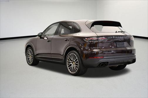 2023 Porsche Cayenne Platinum Edition