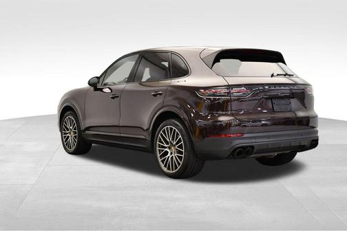 2023 Porsche Cayenne Platinum Edition