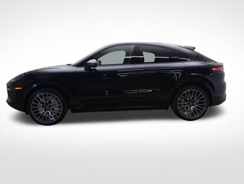 Moonlight Blue Metallic 2023 Porsche Cayenne Turbo