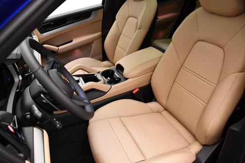 2025 Porsche Cayenne Cayenne S E-Hybrid