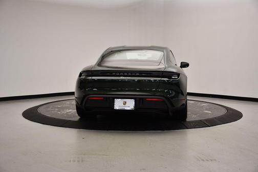 2025 Porsche Taycan