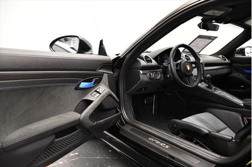 2023 Porsche 718 Cayman GT4 RS