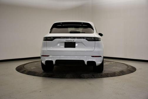 2023 Porsche Cayenne S