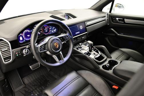 2023 Porsche Cayenne S