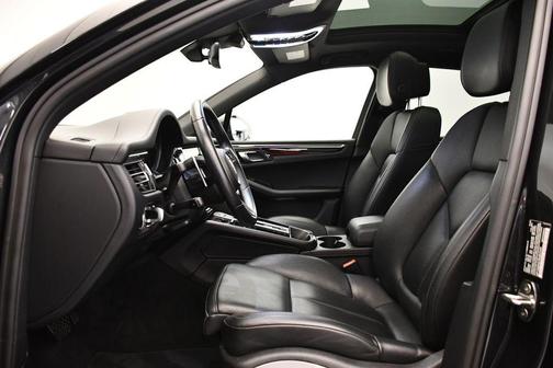 2024 Porsche Macan S