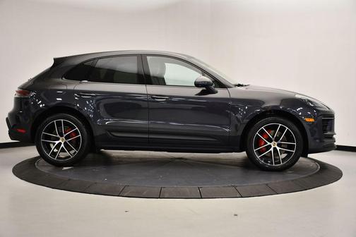 2024 Porsche Macan S