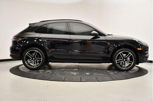 2021 Porsche Macan Base