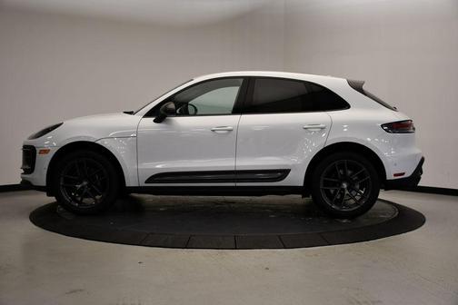 2023 Porsche Macan T