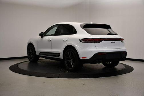 2023 Porsche Macan T