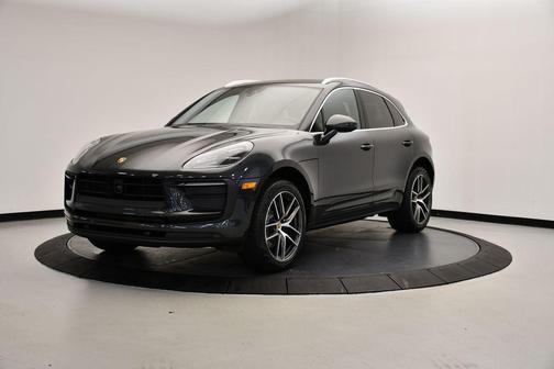 Volcano Gray Metallic 2025 Porsche Macan Macan