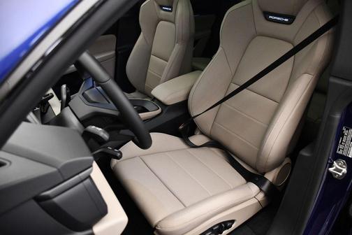 2025 Porsche Macan 4S