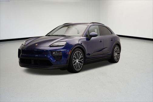 2025 Porsche Macan 4S