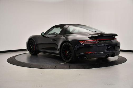 2018 Porsche 911 Targa 4 GTS