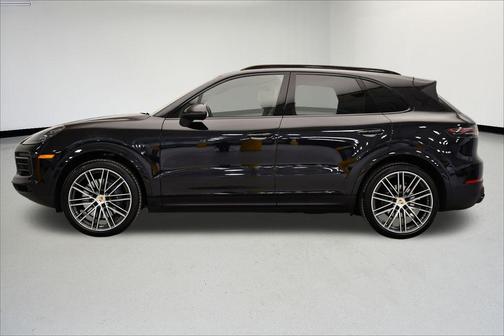 2022 Porsche Cayenne Platinum Edition