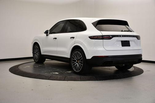 2022 Porsche Cayenne Cayenne