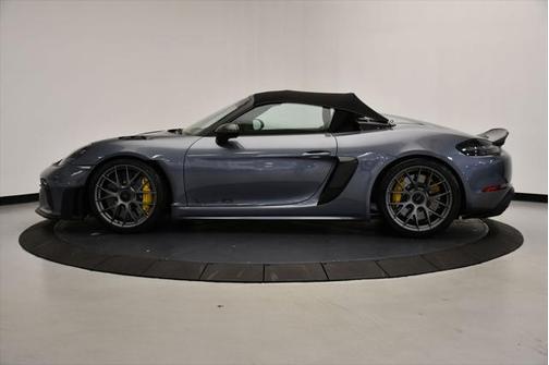 2025 Porsche 718 Spyder RS